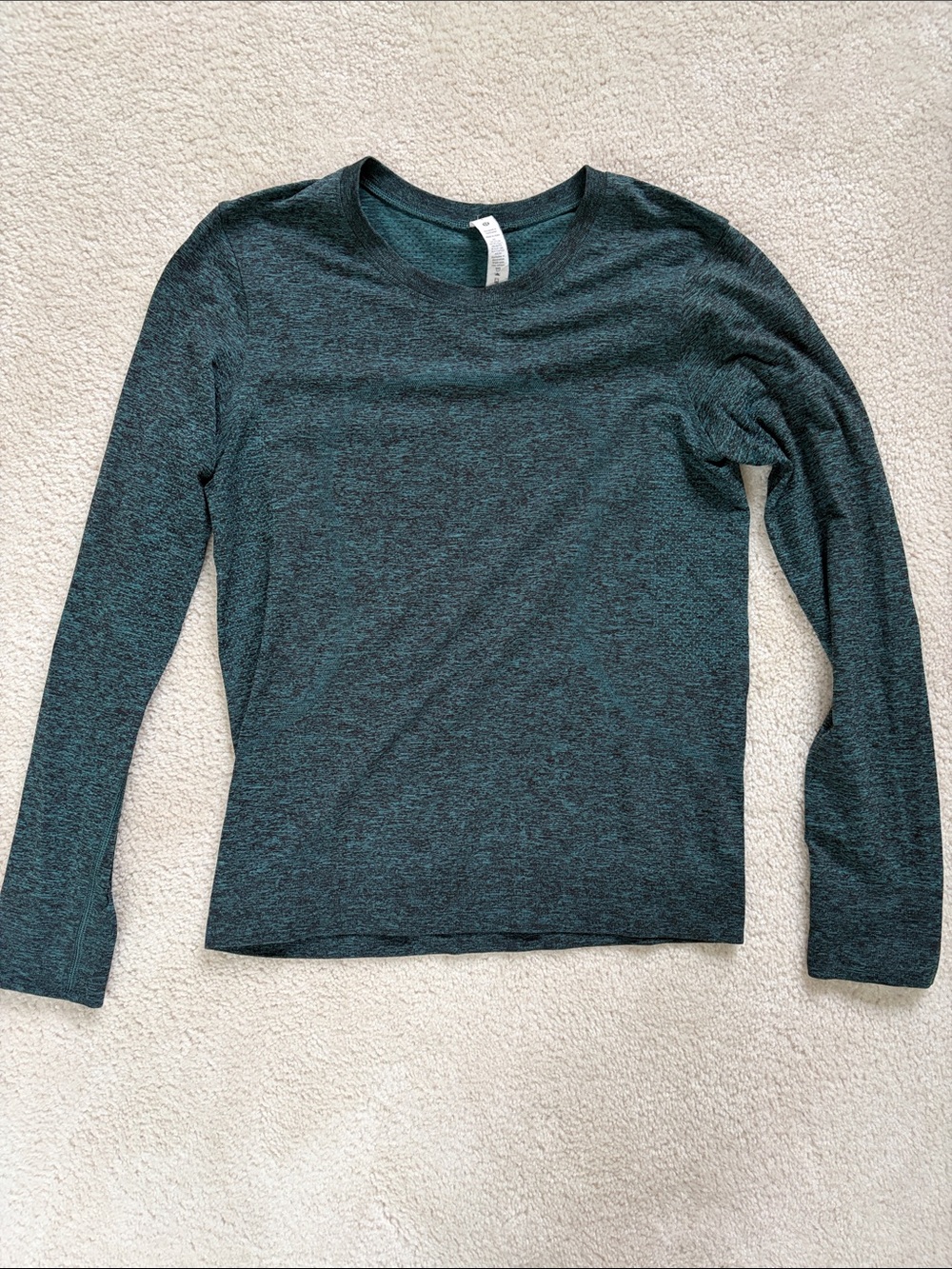 lululemon athletica Long Sleeve Heathered Green Crew